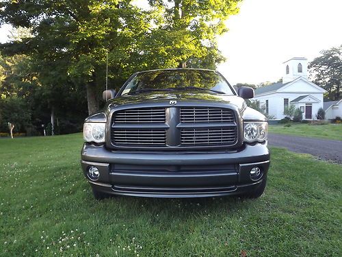 2004 dodge ram 1500 st standard cab pickup 2-door 5.7l