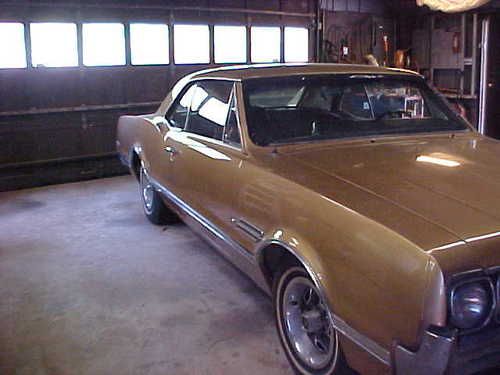 Olds 1966 442 Hardtop Been Stored for past 15 yrs, US $14,500.00, image 2