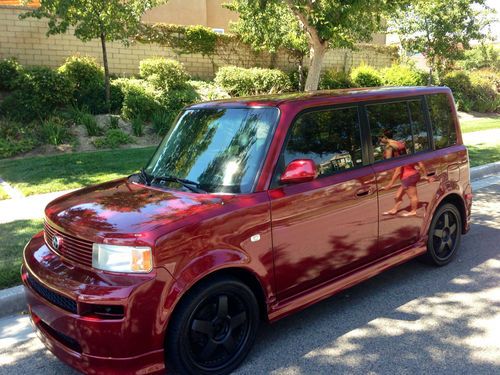 2006 scion xb base wagon 5-door 1.5l only 76k miles