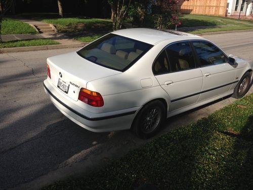 1999 bmw 528i base sedan 4-door 2.8l great condition