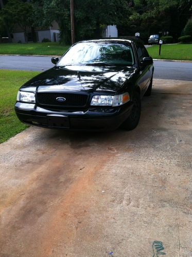 2005 ford crown victoria police interceptor (fresh black paint job)