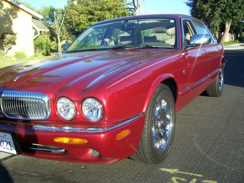 2001 jaguar xj series xj8  vanden plas sedan 4d