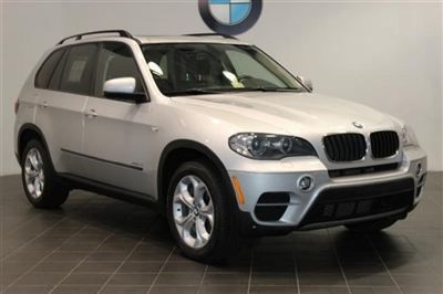 Silver bmw x5 sport activity navitgation tech convenience cold packages suv