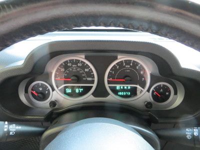 4X4 BLACK SAHARA 4 DOOR AUTO NAVIGATION POWER WINDOWS LOCKS DEALER TRADE HITCH, US $14,788.00, image 22