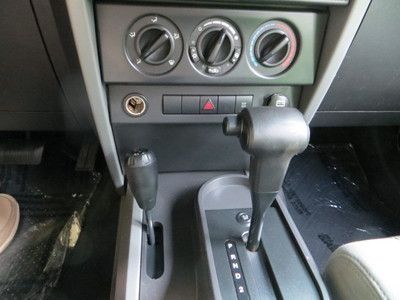 4X4 BLACK SAHARA 4 DOOR AUTO NAVIGATION POWER WINDOWS LOCKS DEALER TRADE HITCH, US $14,788.00, image 25