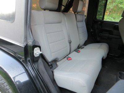 4X4 BLACK SAHARA 4 DOOR AUTO NAVIGATION POWER WINDOWS LOCKS DEALER TRADE HITCH, US $14,788.00, image 31