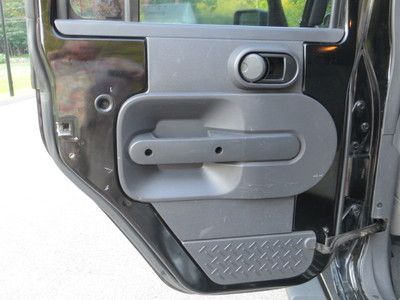4X4 BLACK SAHARA 4 DOOR AUTO NAVIGATION POWER WINDOWS LOCKS DEALER TRADE HITCH, US $14,788.00, image 38