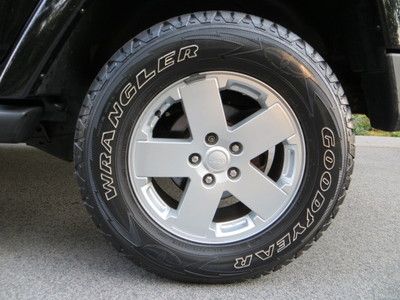 4X4 BLACK SAHARA 4 DOOR AUTO NAVIGATION POWER WINDOWS LOCKS DEALER TRADE HITCH, US $14,788.00, image 46