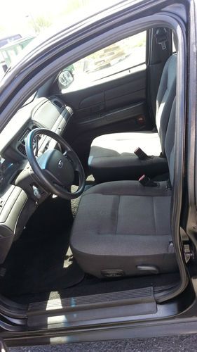 2007 FORD CROWN VICTORIA P71 EXCELLENT CONDITION, image 5
