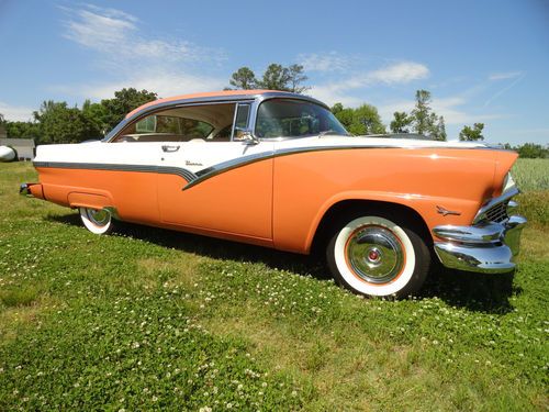 1956 Ford Fairlane Victoria, image 3