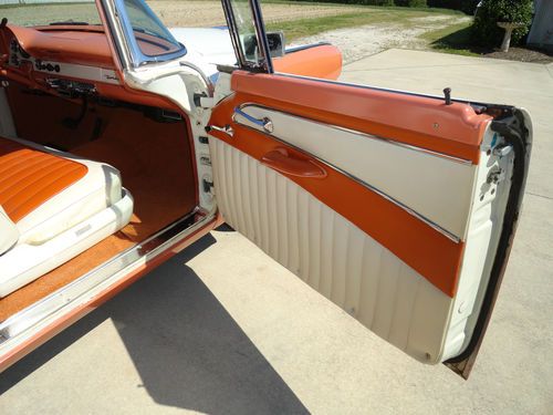 1956 Ford Fairlane Victoria, image 20