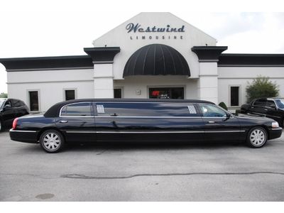 Limo, limousine, lincoln, town car, 2004, black, luxury, stretch, mega, ford,