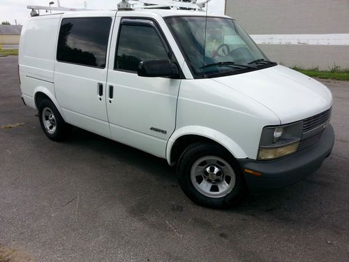 2002 chevrolet astro base extended cargo van 3-door 4.3l very clean