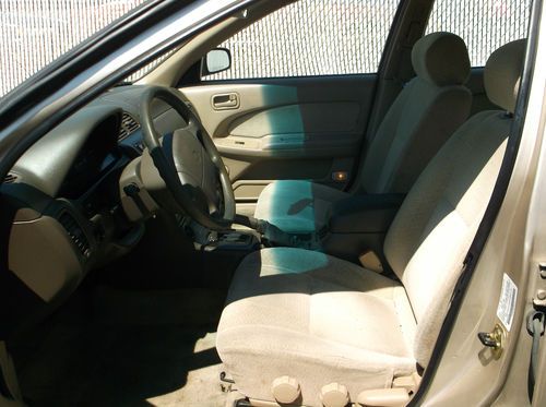 1995 Nissan Maxima, NO RESERVE, image 3