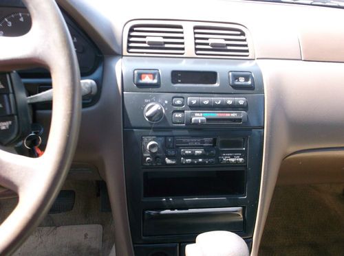 1995 Nissan Maxima, NO RESERVE, image 8