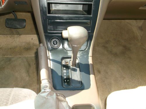 1995 Nissan Maxima, NO RESERVE, image 10