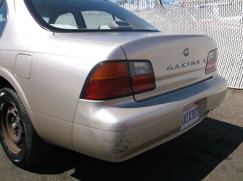 1995 Nissan Maxima, NO RESERVE, image 16