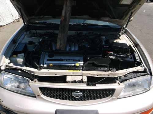 1995 Nissan Maxima, NO RESERVE, image 18