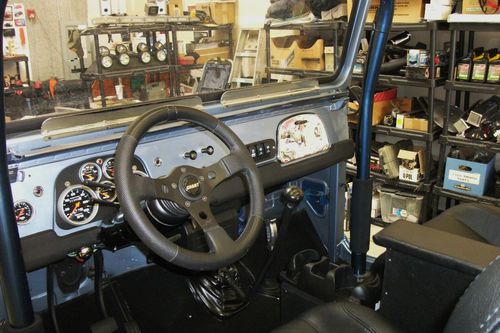 Toyota FJ40 Land Cruiser BODY OFF RESTORATION - V8  4 Speed  Show FJ SEE  VIDEO, image 10