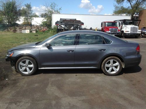 2013 volkswagen passat sedan