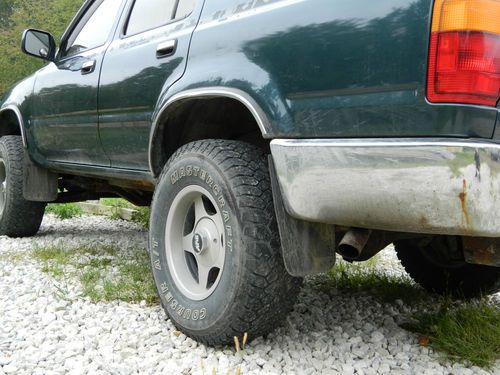 5-SPEED MANUAL 4X4 SR5 3.0 V6 *NEEDS ENGINE* RUNS BUT KNOCKS, image 6