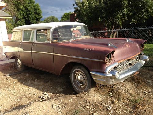 1957 chevrolet bel air/150/210 9 passenger station wagon chevy no reserve