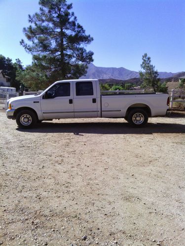 Ford f 350 triton v10 rwd crew cab