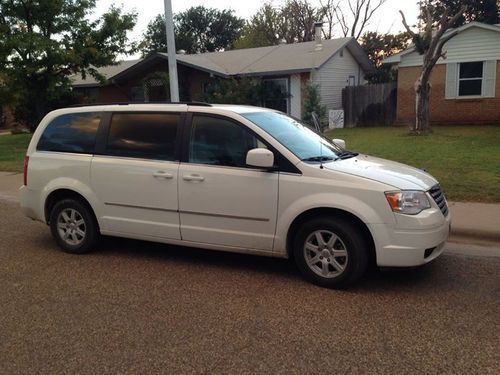 Chrysler town &amp; country ll 2010 3.8 v6