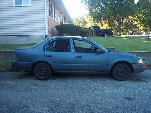 1994 toyota corolla 1.6l. body, engine &amp; transmission seem good. sold for parts!