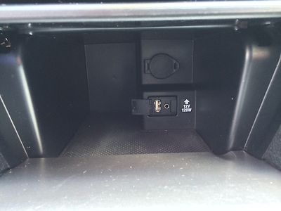 2.5L CD Front Wheel Drive Power Steering 4-Wheel Disc Brakes Brake Assist ABS, image 43