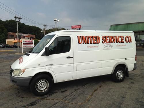 1 owner dodge sprinter 2500 hc 140" wheel base 2.7l i5 fi 20v turbo diesel