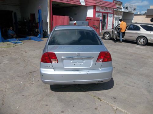 2002 Honda Civic EX Sedan 4-Door 1.7L, image 3