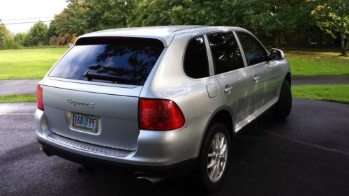 2004 porsche cayenne s