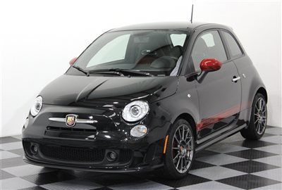 Black/red abarth 5 speed leather buckets 17 inch wheels loaded bluetooth bose