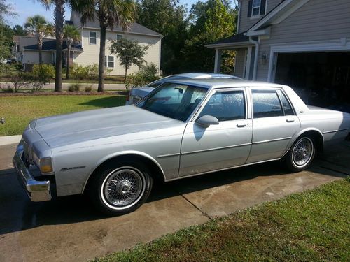 1987 chevrolet caprice classic sedan 4-door 4.3l