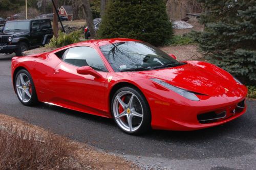 2013 ferrari 458 corsa red 945 miles