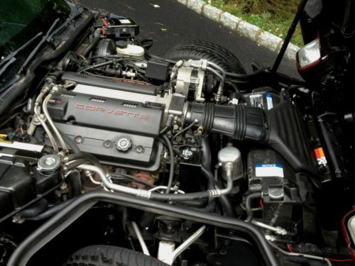 1993 Chevrolet Corvette 40th Anniversary Edition Hatchback 2-Door 5.7L, image 4