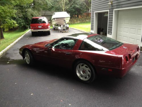 1993 Chevrolet Corvette 40th Anniversary Edition Hatchback 2-Door 5.7L, image 12