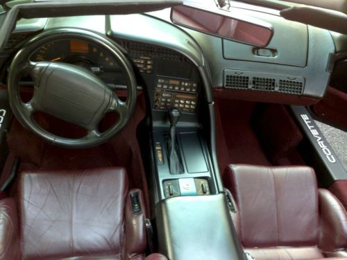 1993 Chevrolet Corvette 40th Anniversary Edition Hatchback 2-Door 5.7L, image 17