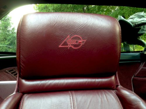 1993 Chevrolet Corvette 40th Anniversary Edition Hatchback 2-Door 5.7L, image 19