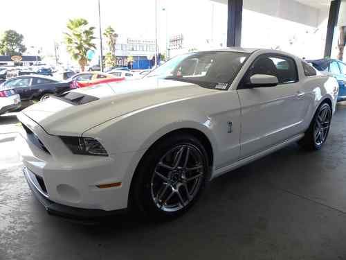 2013 ford mustang shelby cobra gt500 white/black supercharged