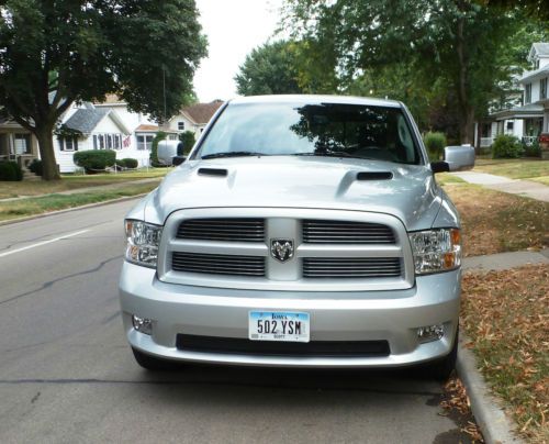2011 Dodge Ram 1500 SLT Sport Crew Cab - 4x4 Hemi 5.7L 4WD + Tons of Options, US $29,957.00, image 2
