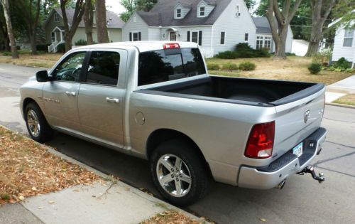 2011 Dodge Ram 1500 SLT Sport Crew Cab - 4x4 Hemi 5.7L 4WD + Tons of Options, US $29,957.00, image 4