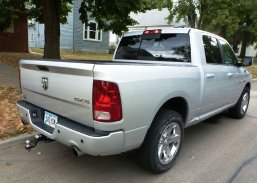 2011 Dodge Ram 1500 SLT Sport Crew Cab - 4x4 Hemi 5.7L 4WD + Tons of Options, US $29,957.00, image 6