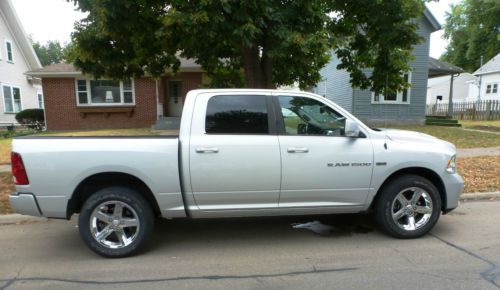 2011 Dodge Ram 1500 SLT Sport Crew Cab - 4x4 Hemi 5.7L 4WD + Tons of Options, US $29,957.00, image 7