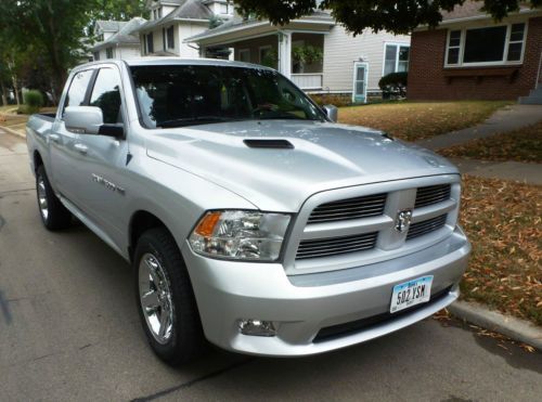 2011 Dodge Ram 1500 SLT Sport Crew Cab - 4x4 Hemi 5.7L 4WD + Tons of Options, US $29,957.00, image 8