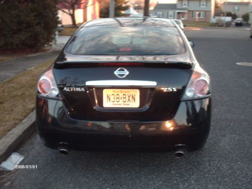 2007 Nissan Altima S Sedan 4-Door 2.5L, image 4