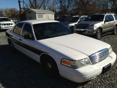 2003 crown victoria police p 71 interceptor low miles.  no reserve!