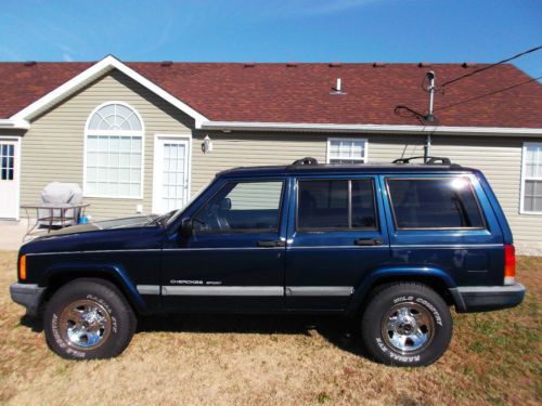 2000 jeep cherokee 4x4 4.0 liter 4door