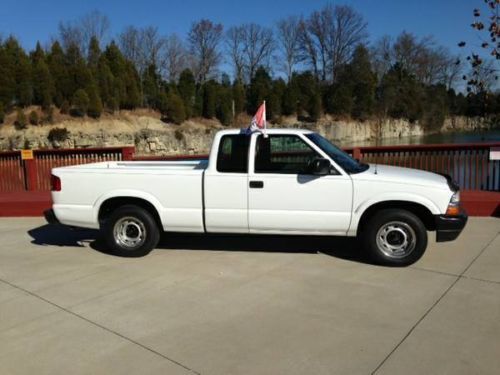 2003 chevrolet s10 3 door extended cab pickup